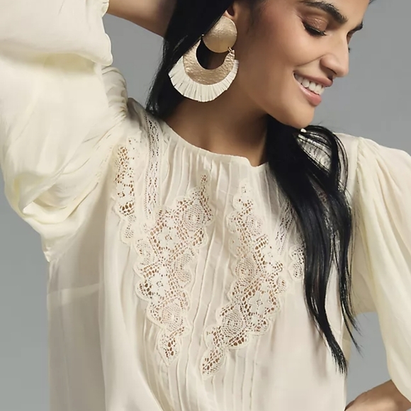 FARM Rio Tops - FARM Rio Viscose Cream Blouse
